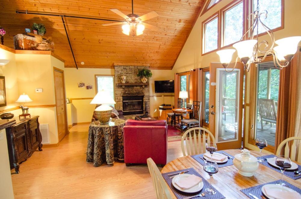 Asheville Cabins Of Willow Winds Екстериор снимка