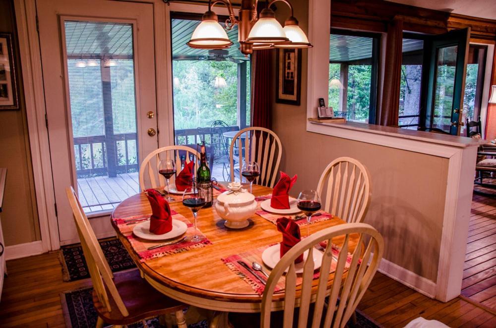 Asheville Cabins Of Willow Winds Екстериор снимка