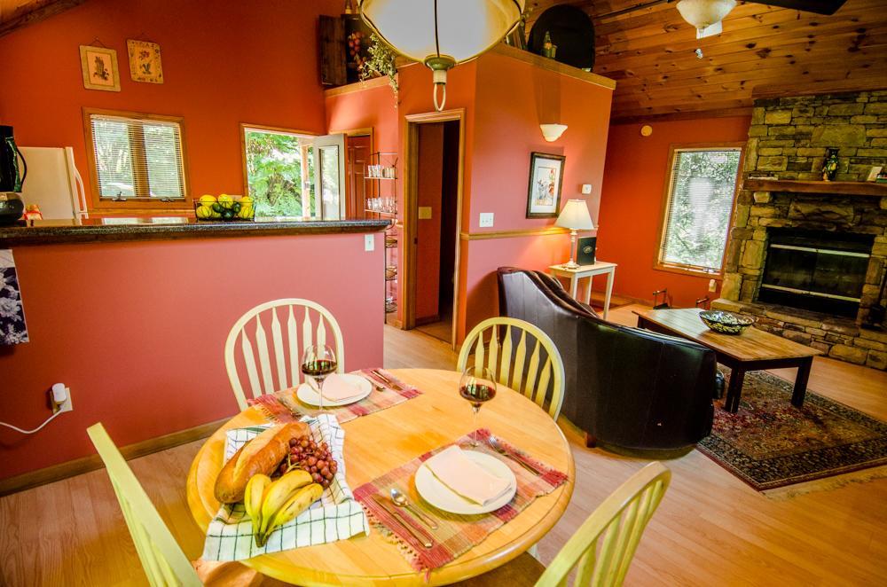 Asheville Cabins Of Willow Winds Екстериор снимка