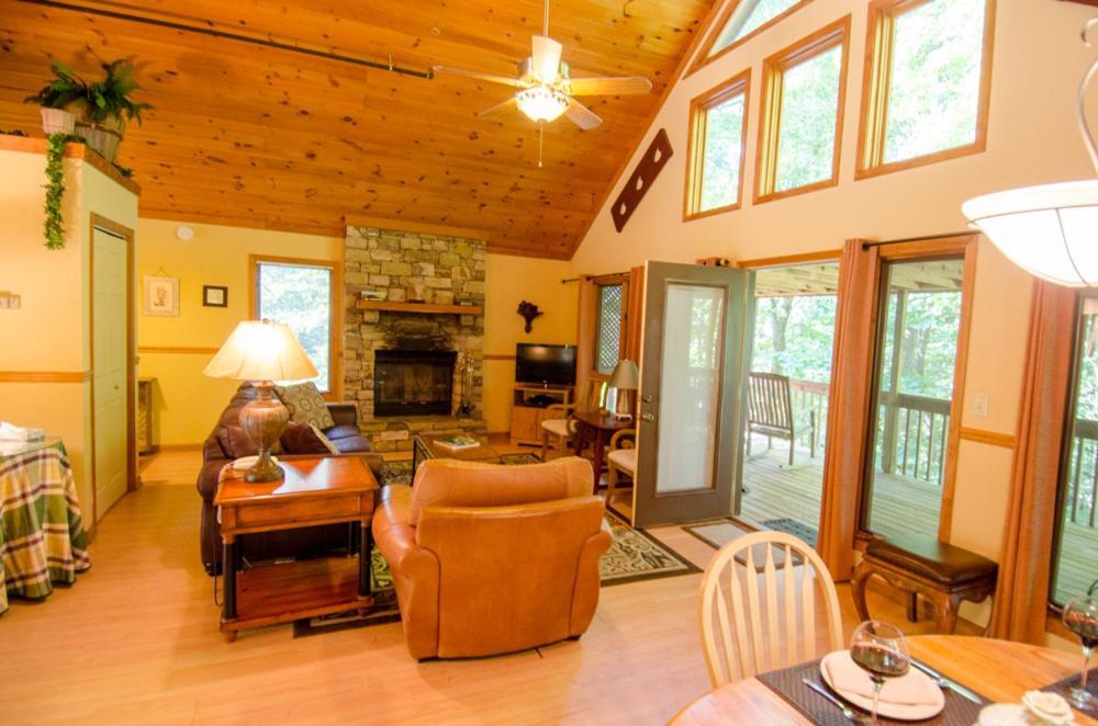 Asheville Cabins Of Willow Winds Екстериор снимка