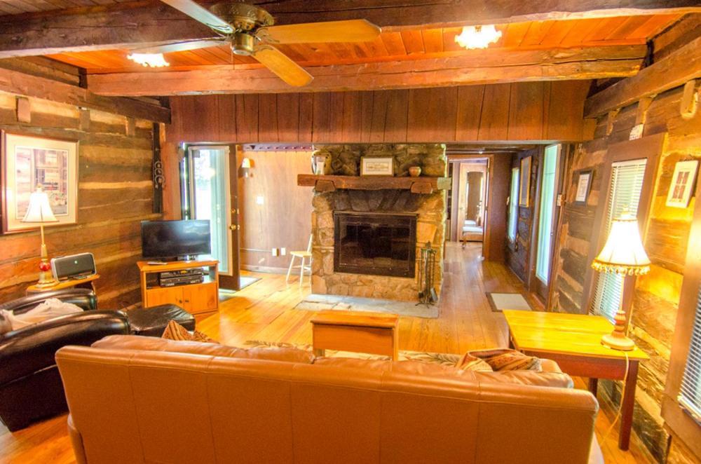 Asheville Cabins Of Willow Winds Екстериор снимка