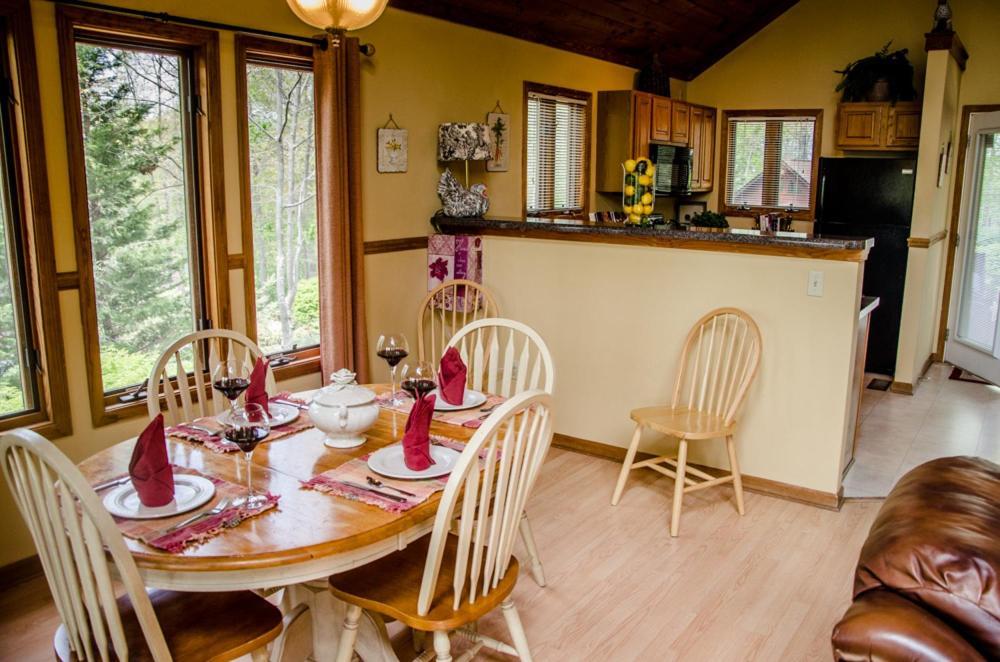 Asheville Cabins Of Willow Winds Екстериор снимка